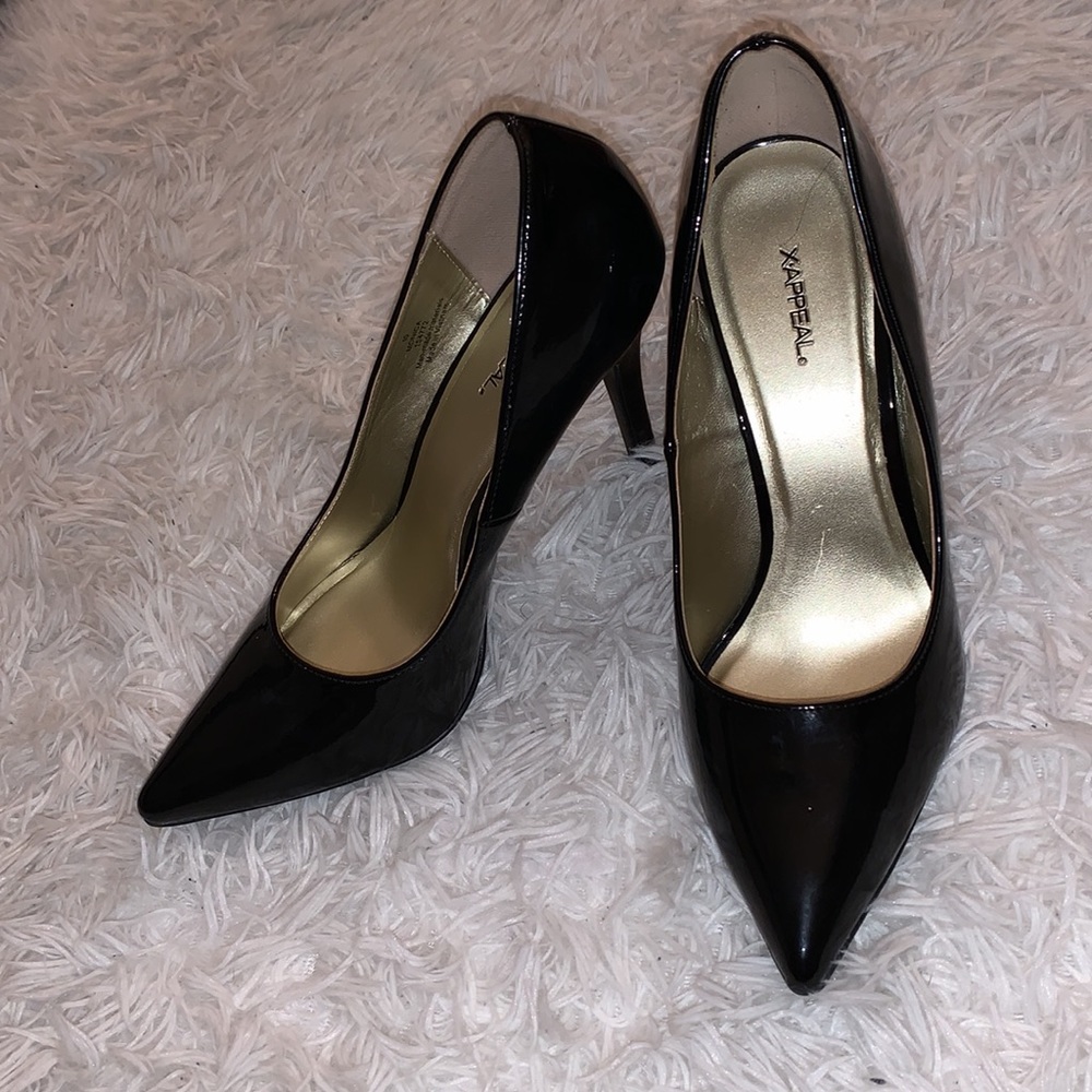 Black Pointed Toe Heels